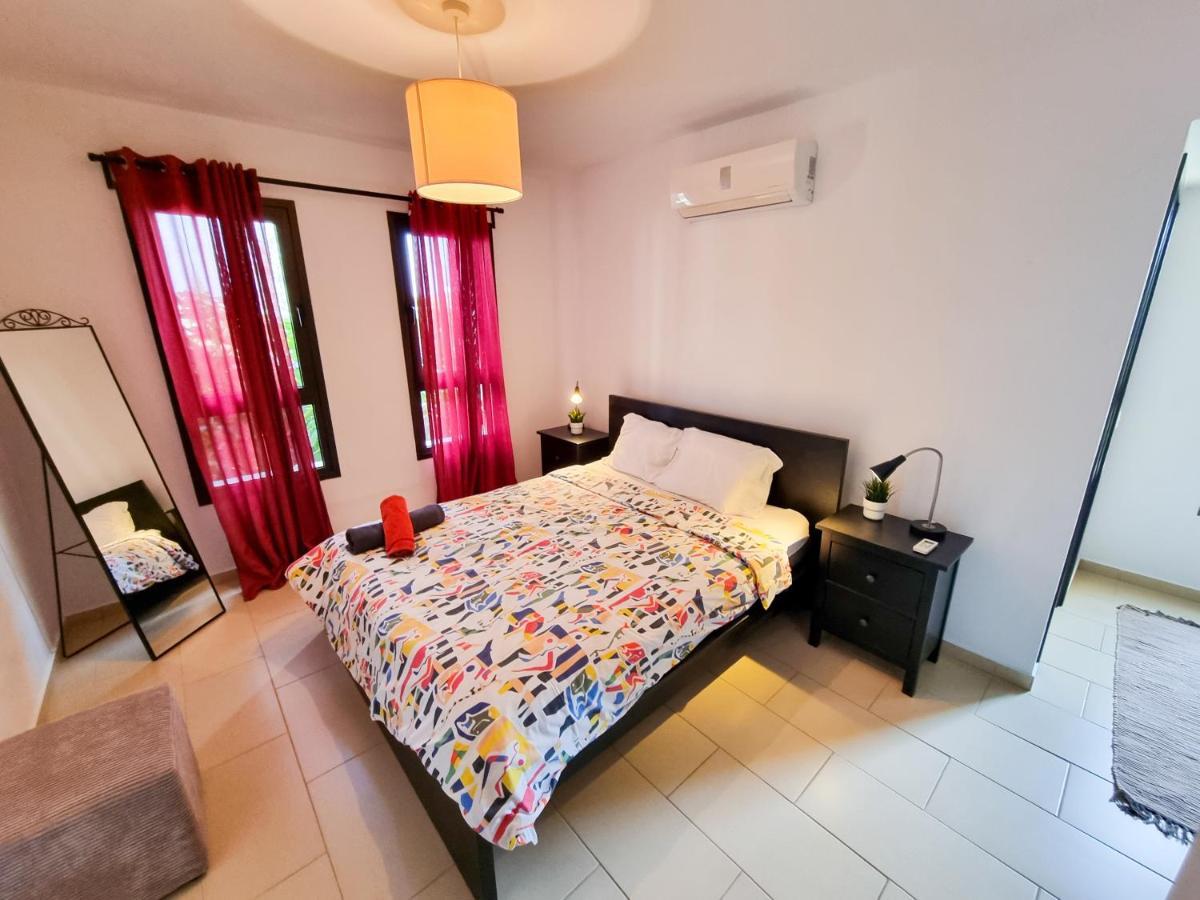 Light House Apartment Larnaka Exterior foto