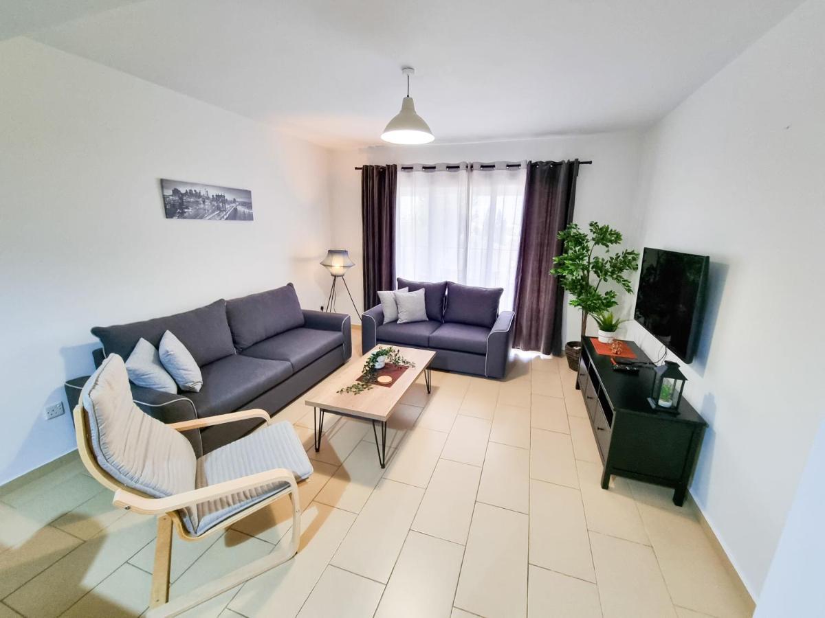 Light House Apartment Larnaka Exterior foto